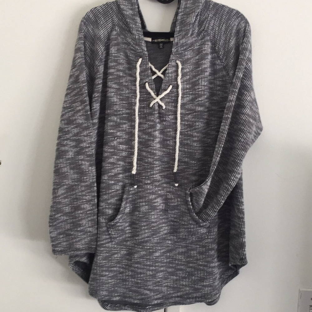 Long sleeved top
